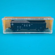 Atlas 3264 N Scale Norfolk  Western 90-Ton Hopper 12987 LN with Box B 