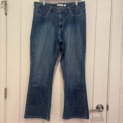 L.L. Bean Womens Bootcut Jeans Medium Wash Blue Denim Stretch Pants Size 8 Reg