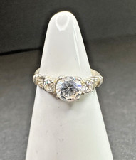 Gorgeous Sparkling White/ Clear Stones Band Ring 925 Silver Size 5