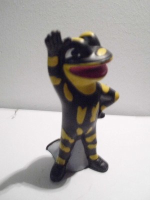 SALAMANDER Werbefigur  ''Lurchi und seine Freunde''  12 cm, quietscht !