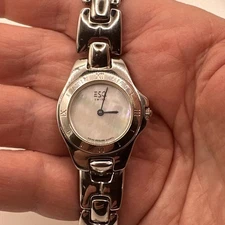 ESQ By Movado Swiss Watch Ladies MOP Dial 25mm 100532 New Battery Very Good