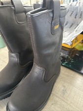 DEWALT Rigger Safety Boots Brown 5 UK Wide