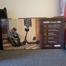 Segway MAX G30P Electric Scooter w/ 18.6 mph & 40 miles max range NOB #0174