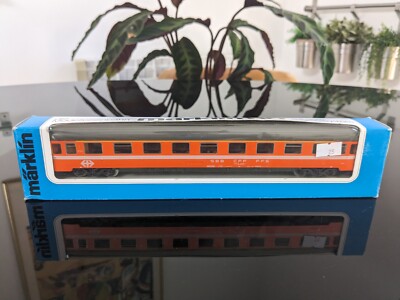 Märklin HO 4267 SBB (19-70 518-9) Schnellzugwagen 1. Klasse ''EUROFIMA