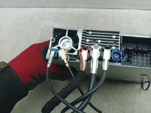 BMW 5 SERIES STEREO RADIO HEAD UNIT 6840399 F11 LCI 2013 - 2017 - Picture 8 of 12