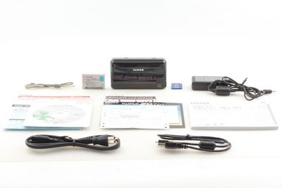 [Near MINT] Fujifilm Fuji FinePix REAL 3D W1 10.0MP Digital Camera From JAPAN