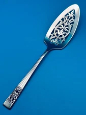 Oneida CORONATION STAINLESS Pierced Pie Cake Server 10 1/4" Flatware USA