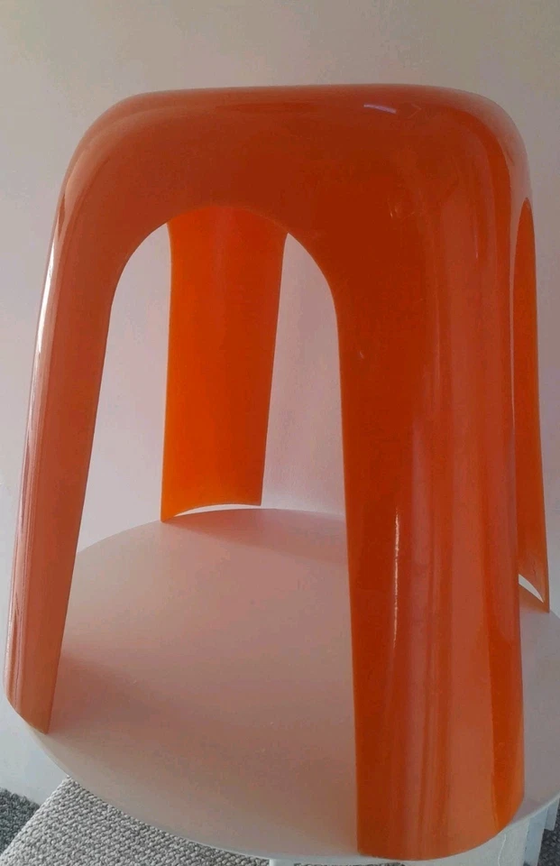 Vintage 1970s Hocker Space Age Plastic Accent Stool - Image 2 of 4