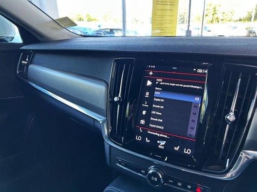 2018 Volvo S90 2.0 D4 Momentum Saloon 4dr Diesel Auto Euro 6 (s/s) (190 ps) Salo - Picture 16 of 20