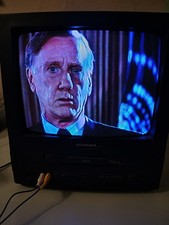 2000 Sylvania 13" SSC130 Gaming TV No Remote, CRT Tv Works. VCR DOSENT WORK