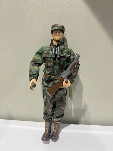 Vintage 1996 GIJoe Action Figure 12 Inch Hasbro With Gun, Grenade,Sword Belt Bag