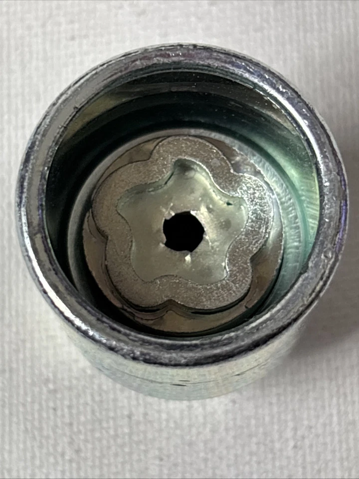 McGard Replacement Wheel Lock Key (046600) (Key Only) - Image 2 of 4