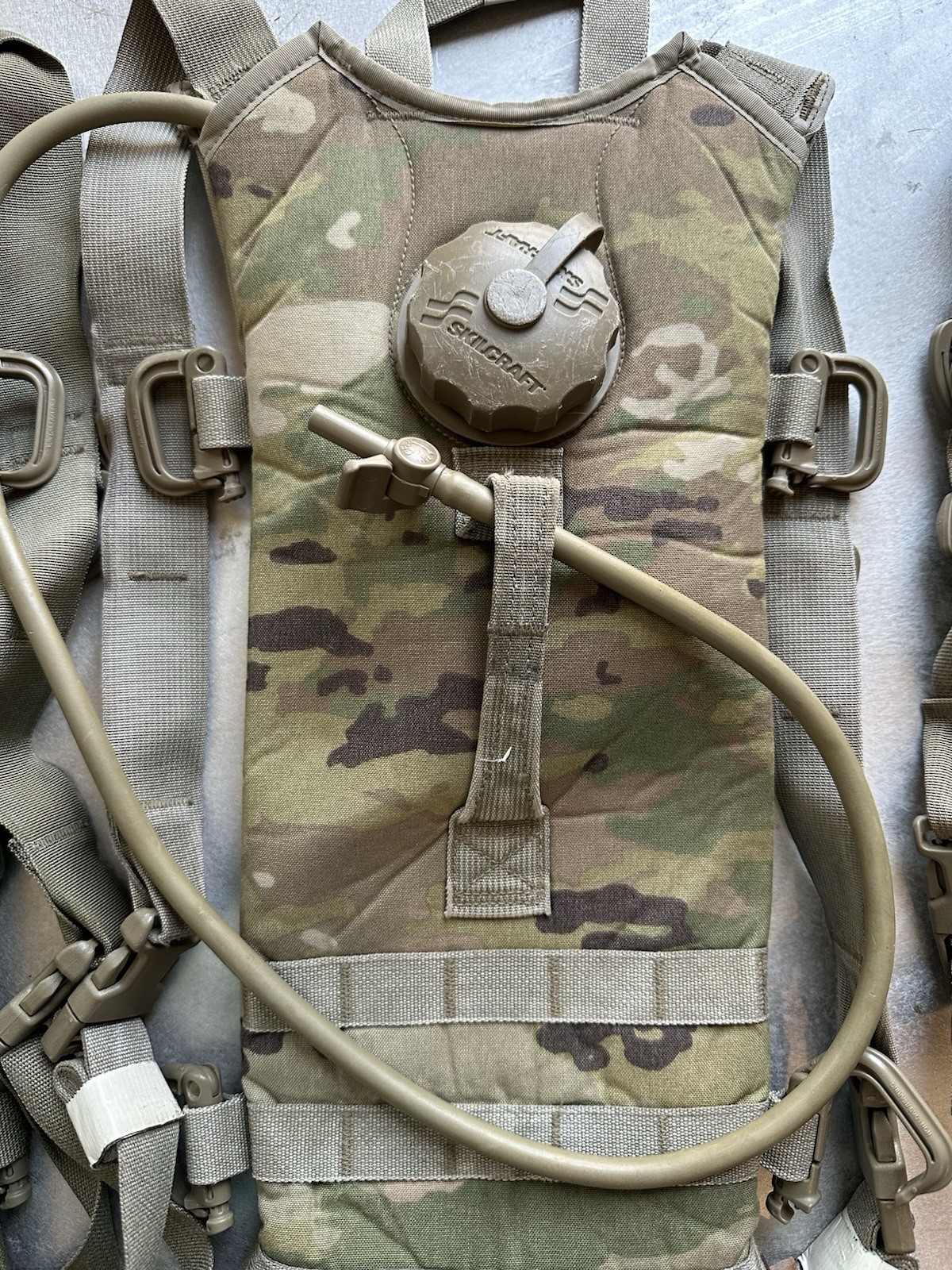 USGI OCP Multicam Molle II 3L/100oz Hydration System Carrier Pack w/ Bladder