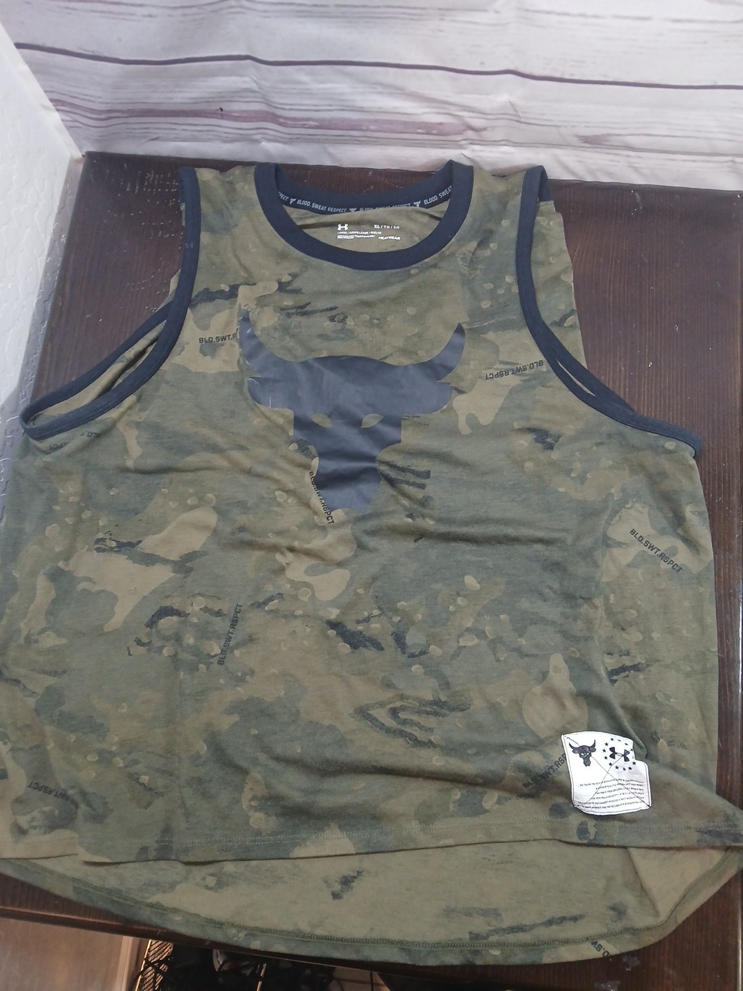 Under Armour Womens Project Rock Aloha Camo Tank Top Green XL Workout Gym Fit