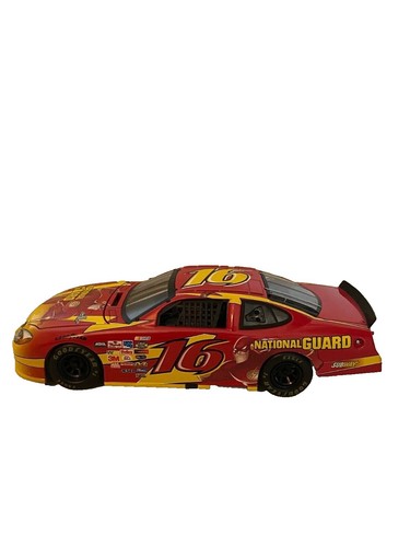 SCX COMPACT SLOT CAR NASCAR TRI-OVAL SUPERSPEEDWAY MATT KENSETH