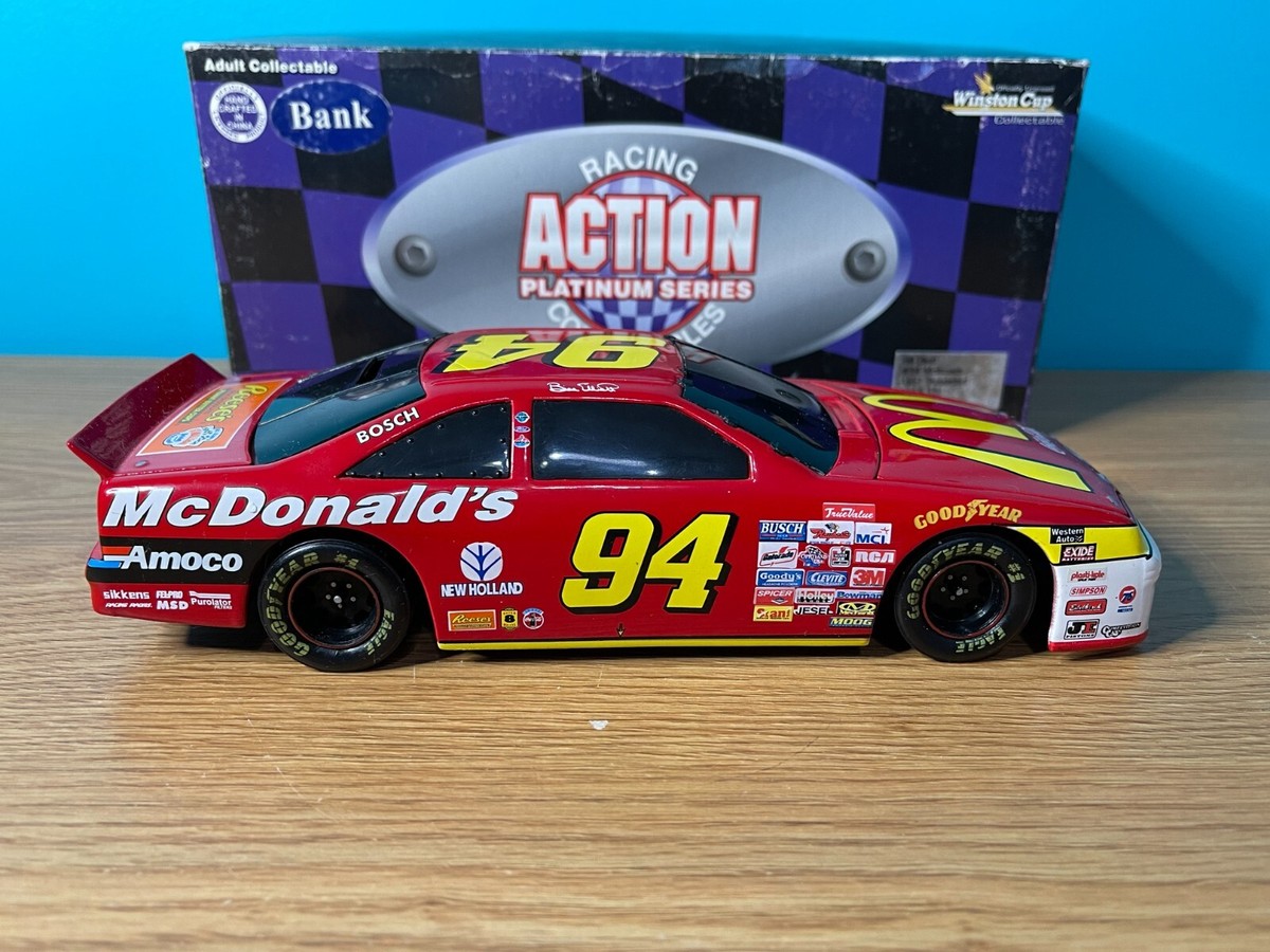 1/18 ビル・エリオット　マクドナルド　フォード・サンダーバード　#94 Bill Elliott 1995 1/18th #94 McDonald's Thunderbat