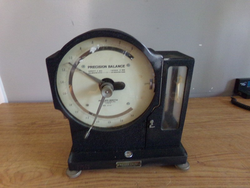 ROLLER SMITH PRECISION BALANCE SCALE WITH WOODEN CASE