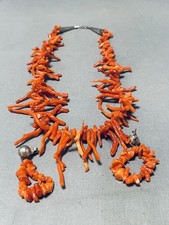 EXCEPTIONAL VINTAGE SANTO DOMINGO CORAL STERLING SILVER NECKLACE & EARRINGS SET