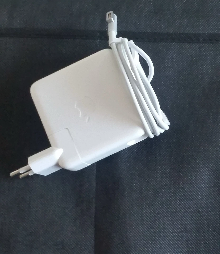 Apple Original Ladegerät 60 W MagSafe 1 Netzteil/ charger