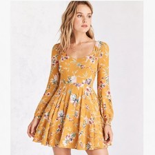 Ecote Urban Outfitters Rosalinda Floral Babydoll Mini Dress Size 6