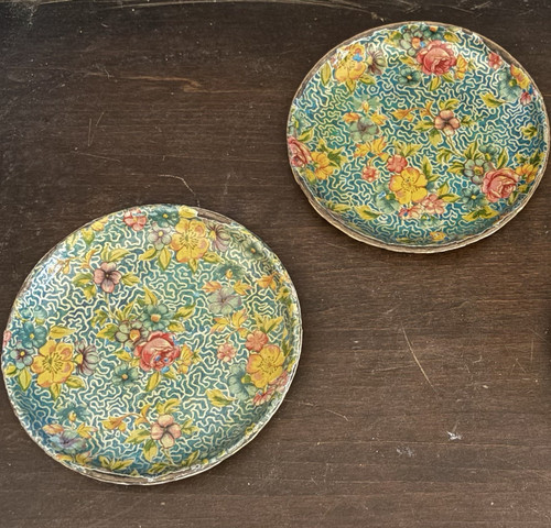 Chinese Millefleur trinket dishes