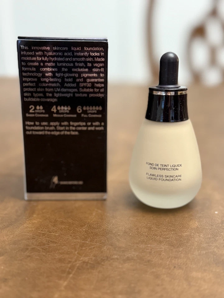 By Terry Hyaluronic Hydra Foundation Flawless Skincare ~ 200W Warm Neutral  - Image 2 of 4