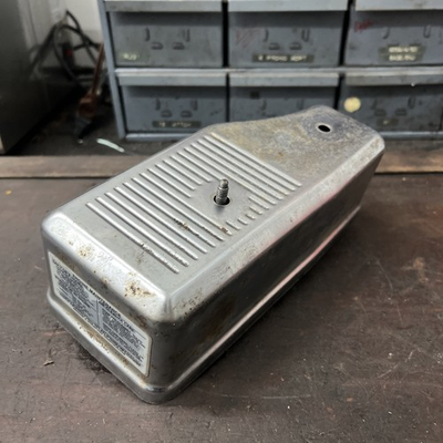 #ad OEM GOOD USED 12HP BRIGGS AIR CLEANER COVER 223700 and base $34.50