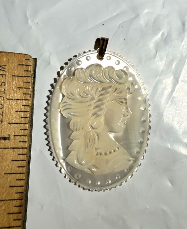 Vintage Hand-Carved Mother of Pearl Cameo Pendant