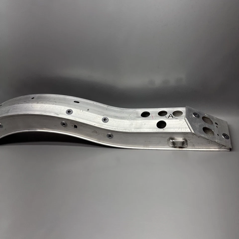 LEXUS LC500 REINFORCEMENT REAR 2018 2019 2020 OEM — 第 3/4 张图片