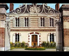 VOUZON (41) GRILLE en Fer forgé & Façade de la MAIRIE