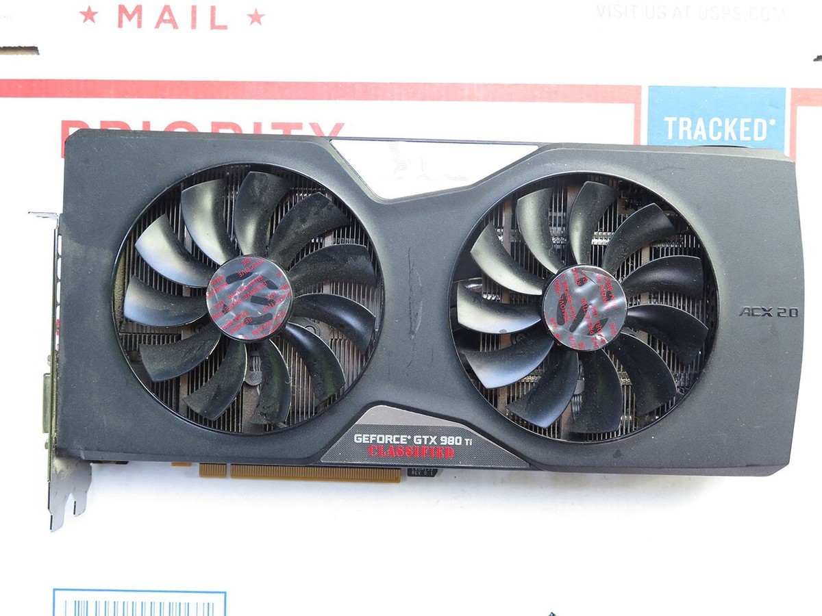 EVGA グラフィックカード GeForce GTX980Ti 71b4ucSsGiL._UF350,350_QL80_.jpg