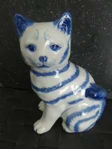 CHINESE Glazed Cat - Beijing Antiques Market
