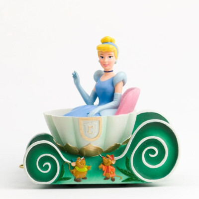 Disney Showcase- Cinderella Parade Float #4031538