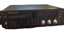 Tascam DA-30 MkII Professional DAT, User Manual +remote + DAT tapes