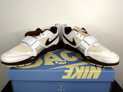 Size 12.5 - Nike Travis Scott x Zoom Field Jaxx Light Size 12.5 - Nike Travis Scott x Zoom Field Jaxx Light