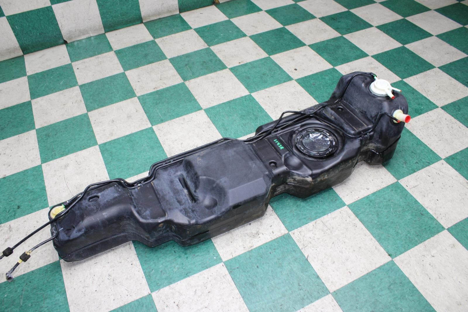 07-18 Wrangler 22.5 Gallon Gasoline Gas Fuel Tank Reservoir Assembly Factory OEM thumbnail 3