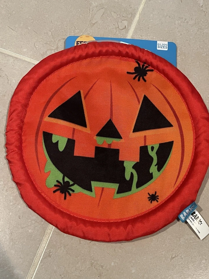 Bark Howl-O-Ween Halloween Jack-Throw-Lantern perro arrugado disco volador juguete para buscar Foto 2 de 2