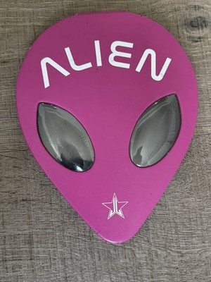 Jeffree Star Alien Eyeshadow Palette