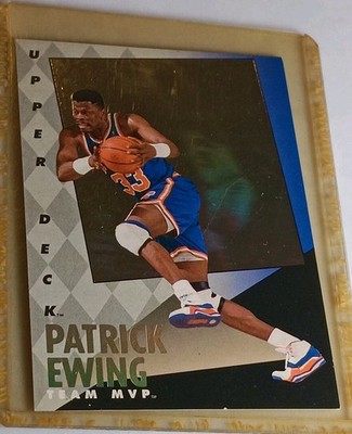 1992-93 UPPER DECK TEAM MVP HOLOGRAM PATRICK EWING #18 NEW YORK KNICKS PRE-OWNED