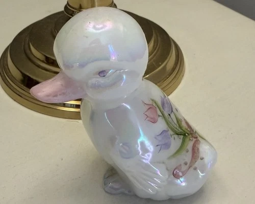 Fenton Pearl Opalescent Glass Hand Painted Tulips And Bow Duckling Figurine
