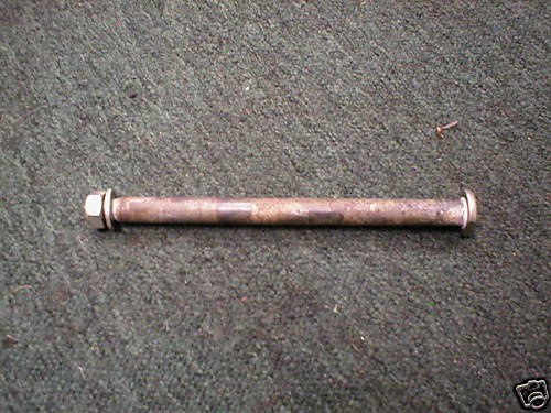 2005/2006 Honda CRF450 Swingarm Bolt ~ CRF 450 R - Picture 1 of 1