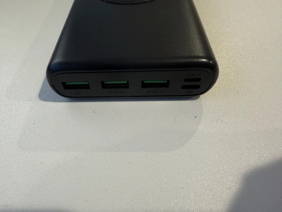 Cargador Portátil Inalámbrico Banco de Alimentación, 33800mAh 15W Carga Inalámbrica Rápida/H Foto 4 de 4