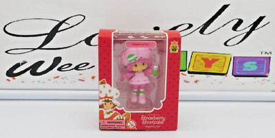 CHEEBEE -STRAWBERRY SHORTCAKE - RASPBERRY TART -MINI FIGURINE -NIB