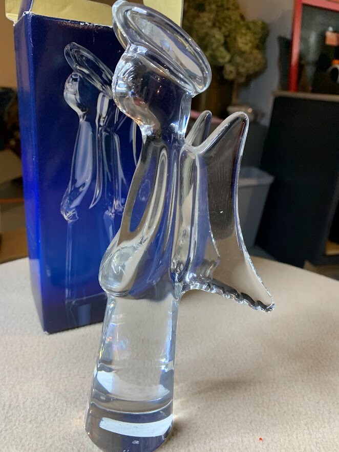 The Toscany Collection Nativity Angel 24% Lead Crystal Solid Clear Glass 9” Tall