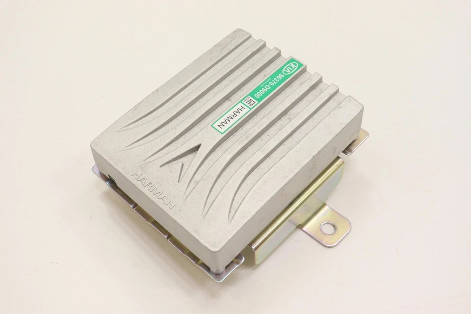 2017 - 2022 KIA SPORTAGE AUDIO RADIO ANTENNA AMPLIFIER CONTROL MODULE UNIT OEM - Image 2 of 4