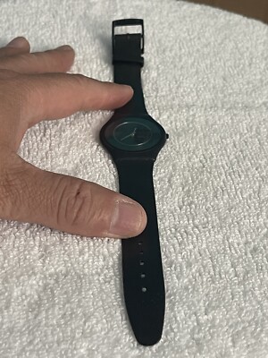 Swatch Watch Black Swiss Made No 0 Jewels V8 Quartz Watch Very Thin