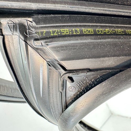 VOLKSWAGEN PASSAT SE 2012-2018 PUERTA TRASERA PASAJERO VENTANA CANAL FUNCIONAMIENTO SELLO OEM - Imagen 8 de 13