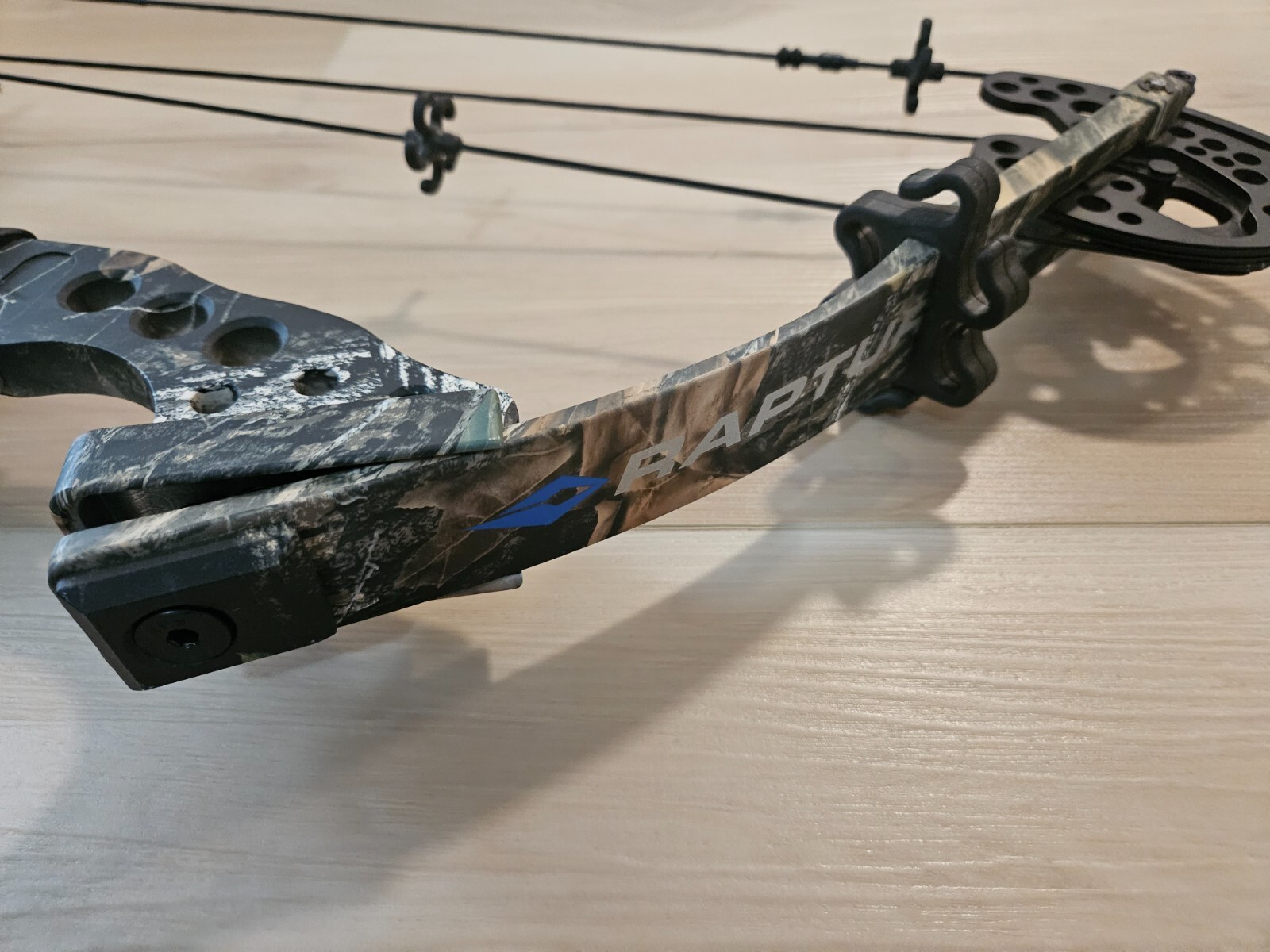 RH Diamond Rapture by Bowtech Youth Compound Bow Archery Package eBay