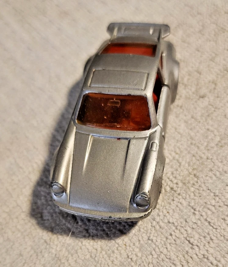 Vintage Matchbox No. 3 Porsche Turbo Silver Diecast Car 1:64 Loose Unboxed - Image 2 of 4