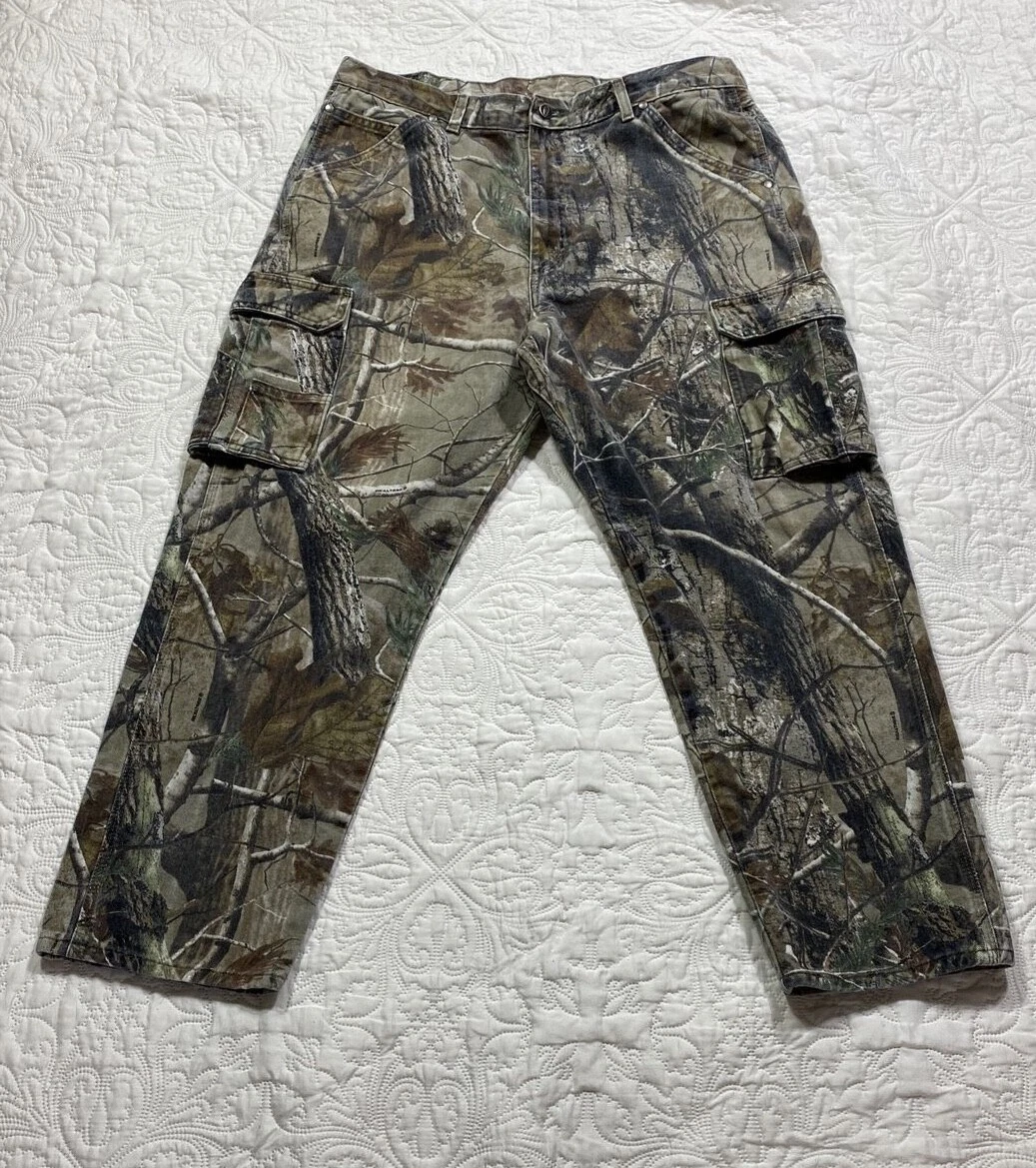 Wrangler Pro Gear Realtree Mens 40x30 (Actual 36x 29) Camo Hunting